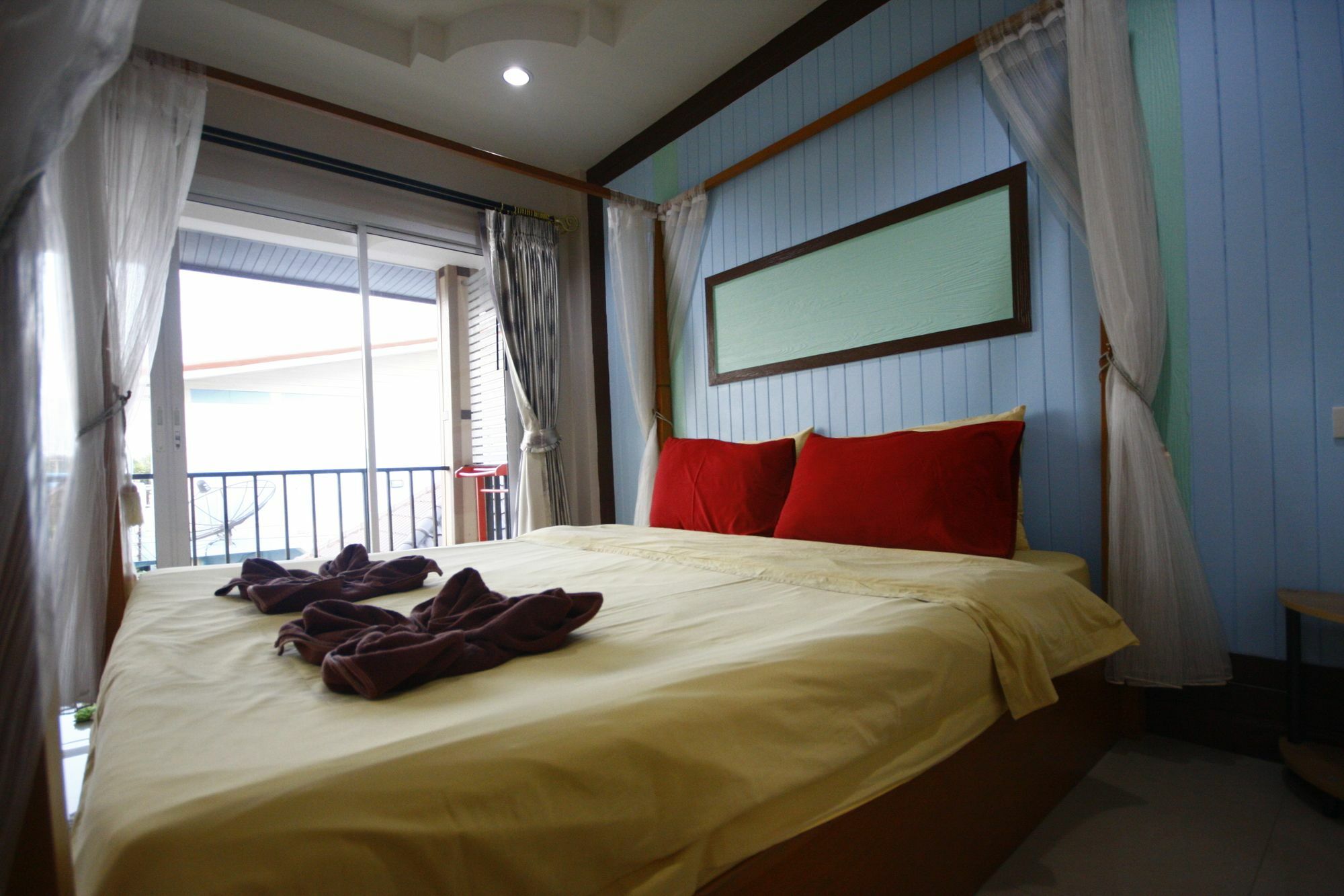 Koh Larn Sea Side Resort Buitenkant foto